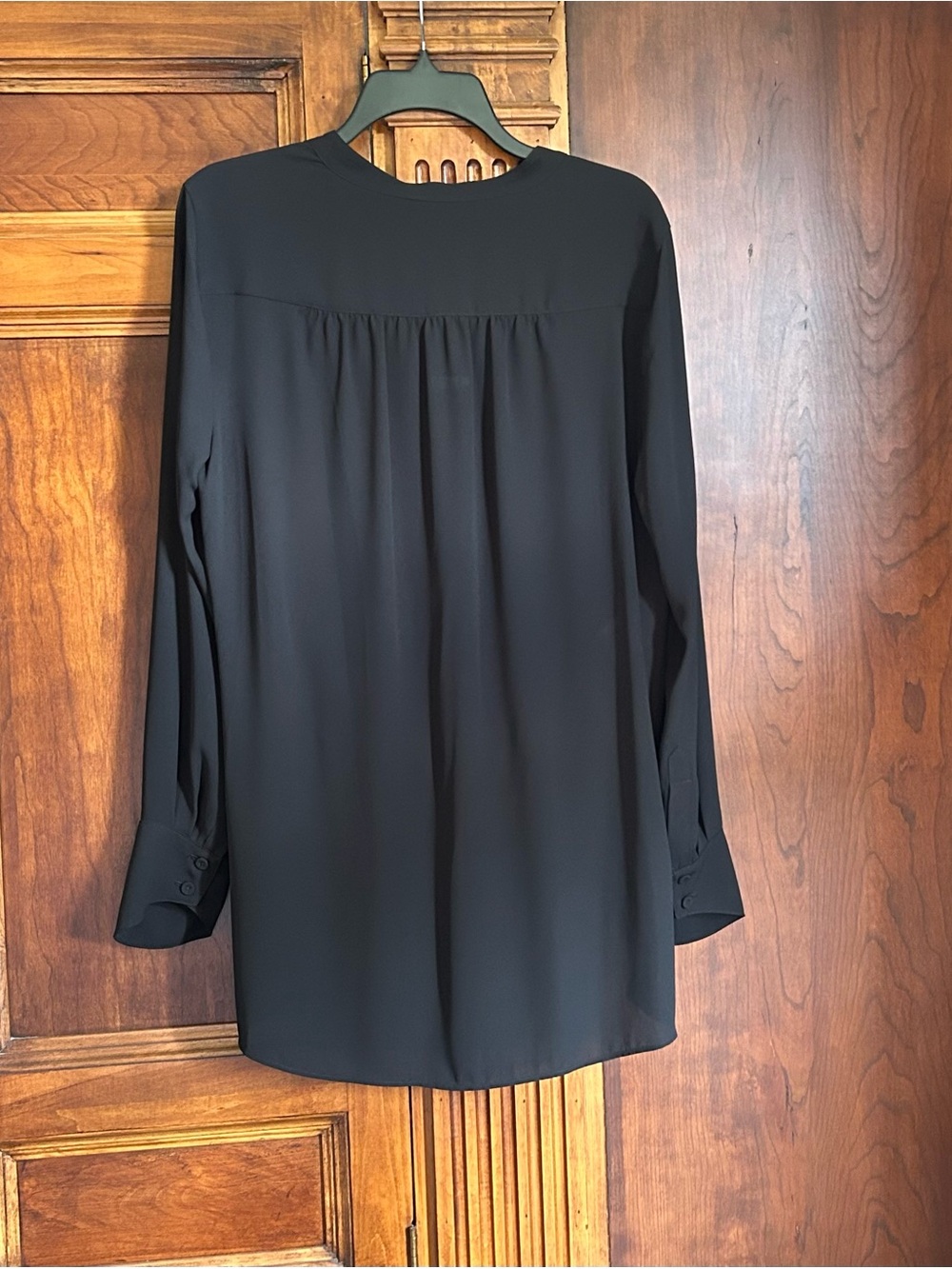 NWT BCBGMAXAZRIA Jaklyn Draped Front Blouse - Black - Size M - Picture 4 of 16